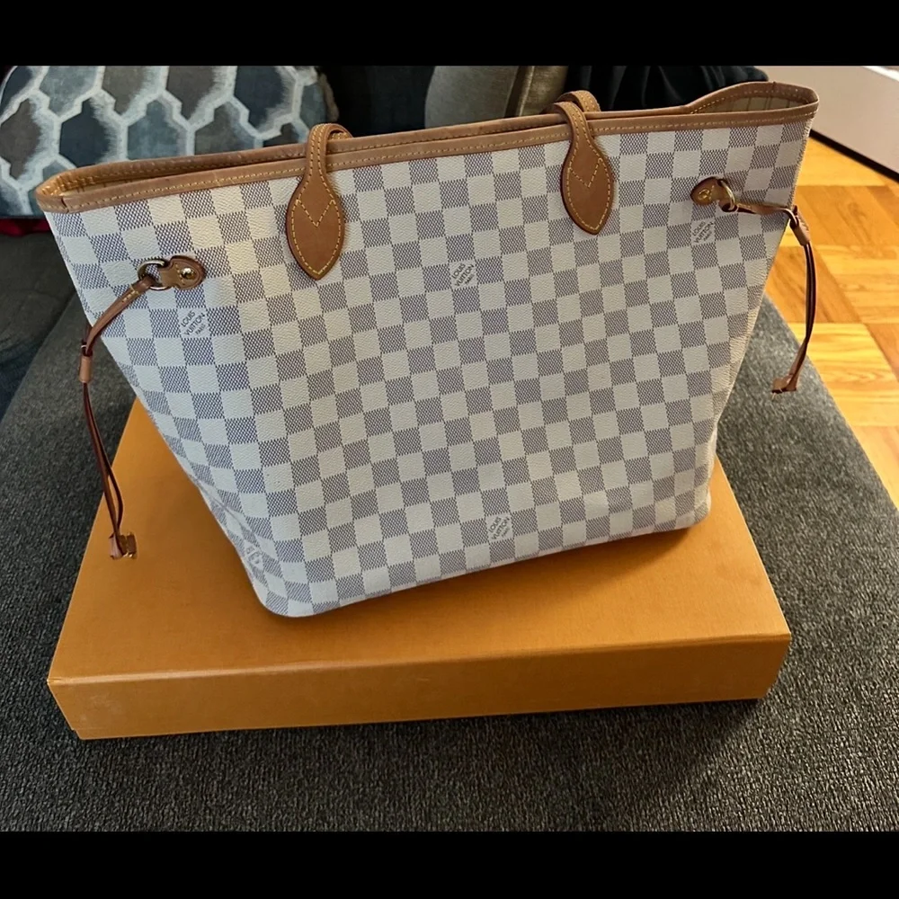 LOUIS VUTTION DAMIER AZUR NEVERFULL TOTE BAG - Picture 1 of 10